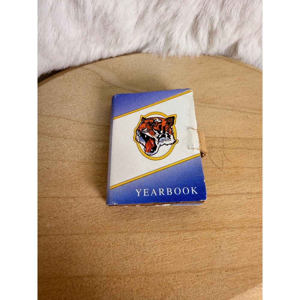 Vintage Mattel Barbie Yearbook‎ Miniature Tiger Mascot Doll Accessory 1990s Blue